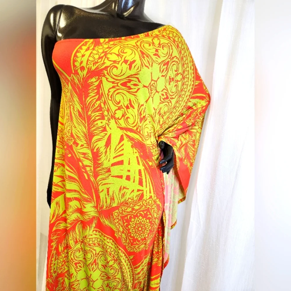 Bold Leaf Kaftan Vibrant Orange and Yellow. Mannequin Worn Only. - Picture 13 of 14